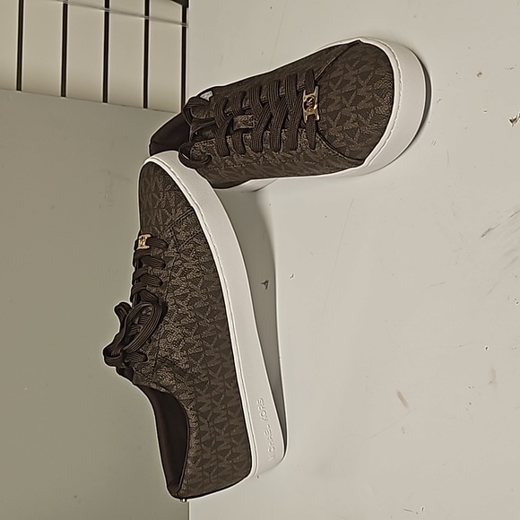 Michael kors sneakers - Picture 1 of 4